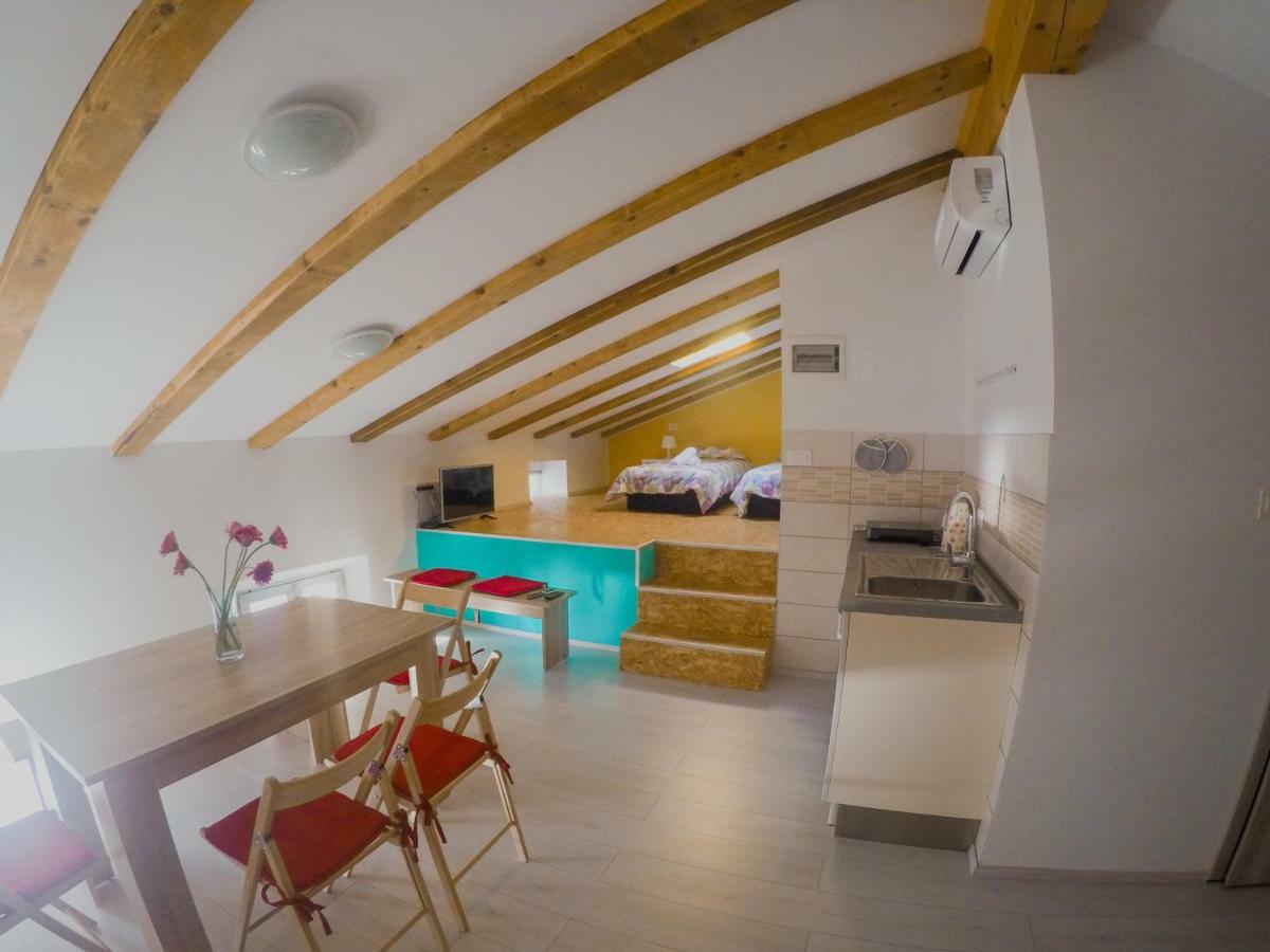 Prenocisca Rusjan Apartment Rence Ngoại thất bức ảnh